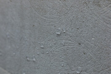 Gray walls that look wet after rain are good for the background