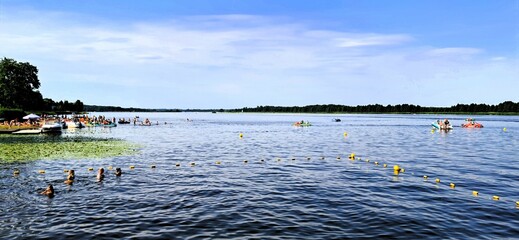 zalew zegrzyński jezioro zegrzyńskie woda niebo kąpielisko