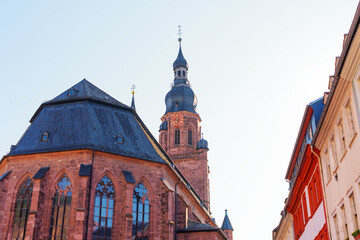Fototapeta premium Historic Architecture Of Heiliggeistkirche In Heidelberg With Blue Sky