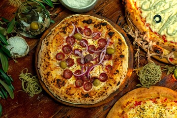 The best and most perfect pizza in the world is the Brazilian pizza with pepperoni and onions