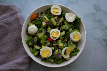 Salade Fra&icirc;che aux &OElig;ufs Durs