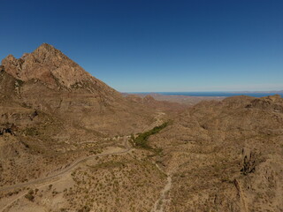 DESIERTO EN LAS MONTAÑAS DE LORETO BAJA CALIFORNIA SUR MEXICO
