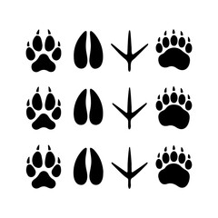 Fototapeta premium Collection of Simple Black Animal Track Silhouettes