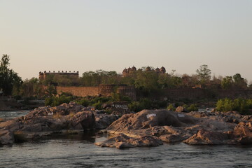 Orchha is a beautiful small town near Jhansi in Uttar Pradesh. It has great historic significance...