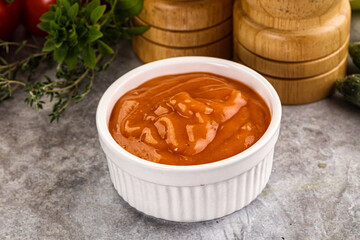 Tasty burger sauce in the bowl