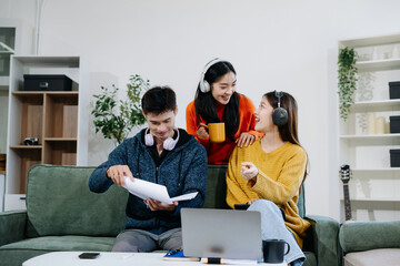 Lifestyle people. happy people of college students excited overjoyed examination results with good...