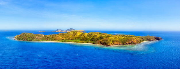D Fiji close hideaway pan