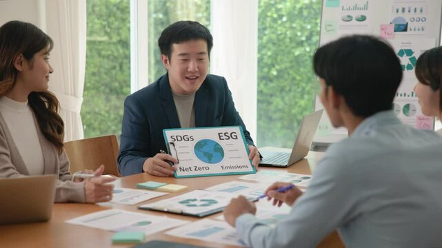 Carbon offset credit price control report Future growth Net zero waste ESG clean energy office protect climate change social issue project Group asia people advice Eco friendly go green SDGs risk plan