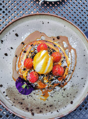 snapshot of restaurant food plate, close-up
