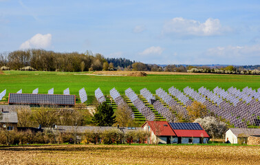 Solarfarm in der Fränkischen Schweiz in Bayern