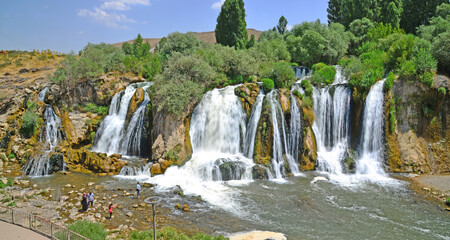 Obraz premium Muradiye Waterfall, located in Van, Turkey, is one of the country's most important tourism destinations.