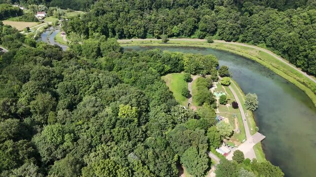 vue a&eacute;rienne du plan d'eau de la Sangsue &agrave; Briey en Meurthe-et Moselle