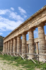 Fototapeta premium Segesta, Sicily, Italy - April 7 2025: Doric Temple of Segesta