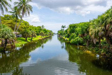 Canal C8 Miami Lakes Florida