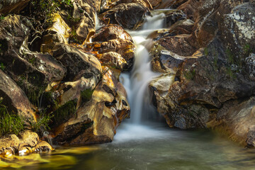 cachoeira na cidade de Teresina de Goiás, Estado de Goiás, região da Chapada dos Veadeiros, Brasil