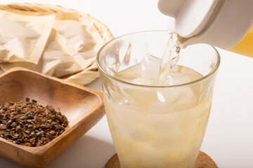 黒豆茶（国産大豆）水出し