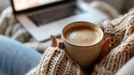 A Happy students drinking coffee at home in the morning Convenience and productivity are obsessed with online learning. Satisfaction with a productive education sector