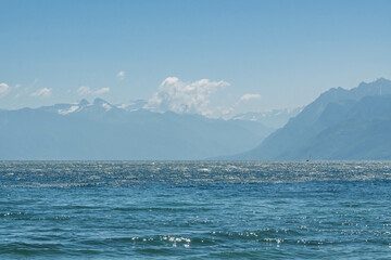 Panorama depuis Boiron plage sur le lac Léman