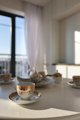 table setting for breakfast
