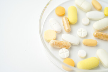 vitamin supplements capsules pill, softgel, fish oil, omega 3, vitamin E