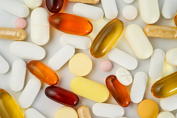 vitamin supplements capsules pill, softgel, fish oil, omega 3, vitamin E