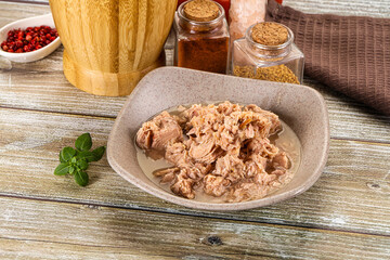 Canned tuna fish in the bowl