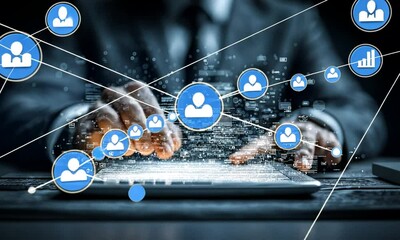 Human connecting in virtual network - Powered by Adobe