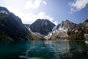 swimming in an alpine lake leavenworth, wa