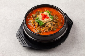  Eel soup is a spicy stew made with chopped eel, dried radish greens, dried pollack, bracken, green onions, and red peppers.
 