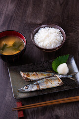 さんま塩焼き定食
