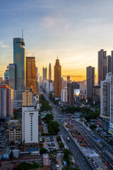 Obraz premium China Shenzhen Shennan Avenue prosperous buildings and skyline
