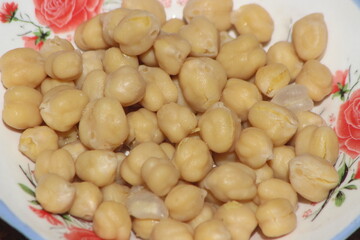A close-up shot of chickpeas
