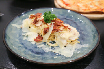 pasta or pasta carbonara or spaghetti or spaghetti carbonara
