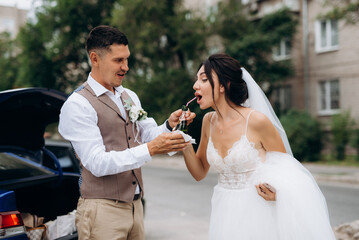 the first meeting of the bride and groom