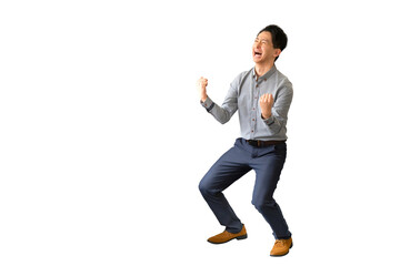 全身で喜びを表現する男性ビジネスマン