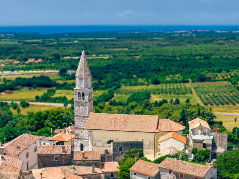 Vi&scaron;njan Visnjan Istria panorama drone shot Visignano