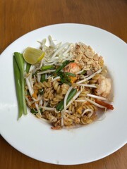 Thai Shrimp Pad Thai Noodles with Bean Sprouts and Lime
