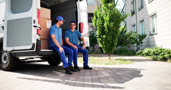 Conscientious Mover And Van Service Providing Speedy