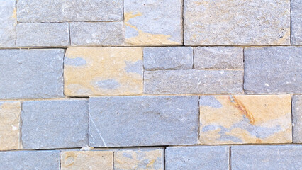Mur en pierres naturelles