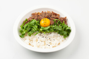 Bulgogi rice bowl is a dish made by marinating and grilling lean meat over a fire and then placing...
