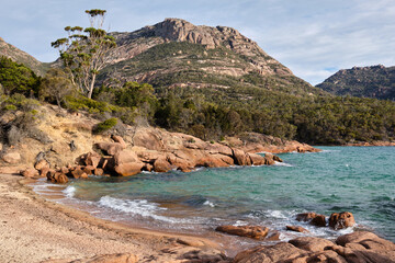 Honeymoon Bay is a beautiful, tiny, secluded little bay inside the Freycinet National Park - Coles Bay, Tasmania, Australia