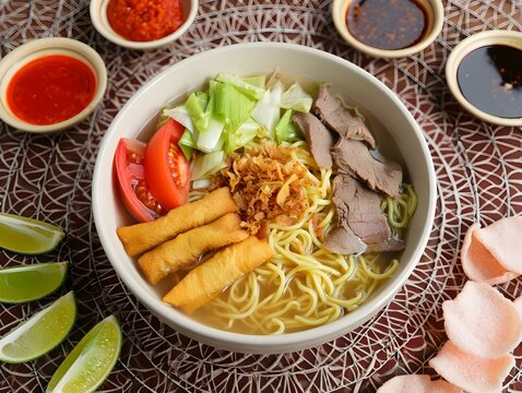 Soto Mie Bogor: Indonesian Noodle Soup with Beef and Tendon.