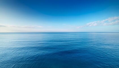 Obraz premium tranquil seascape of the ocean horizon with subtle gradients and a calming atmosphere