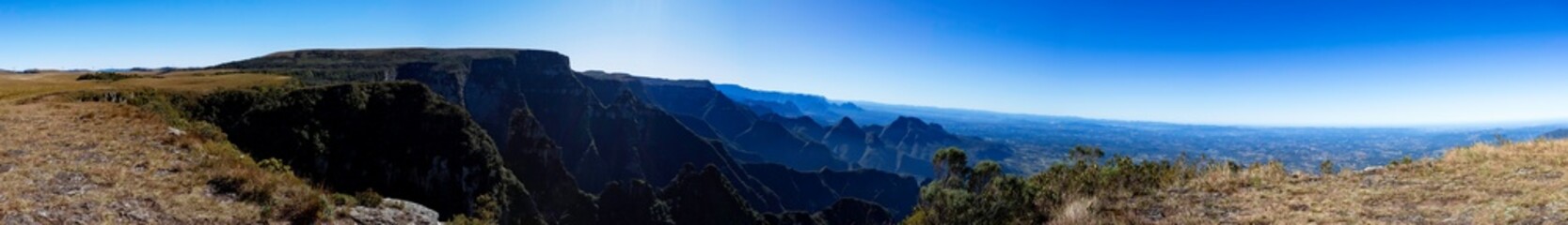 SERRA CATARINENSE.
SERRA BRASILEIRA.
SERRA DAS AMÉRICAS.
SERRA CÂNION DO FUNIL.
SERRA...