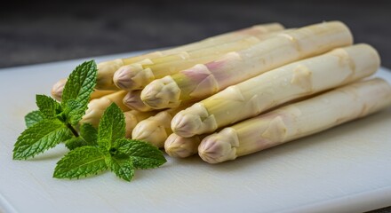 Fresh White Asparagus Spears with Mint