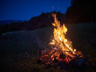 Ognisko w górach © filozofgrecki