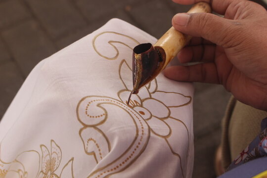 glowongi batik
