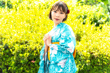 浴衣の日本人女性