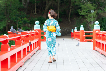 浴衣の日本人女性