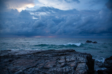 夏の奄美大島の午後の空。